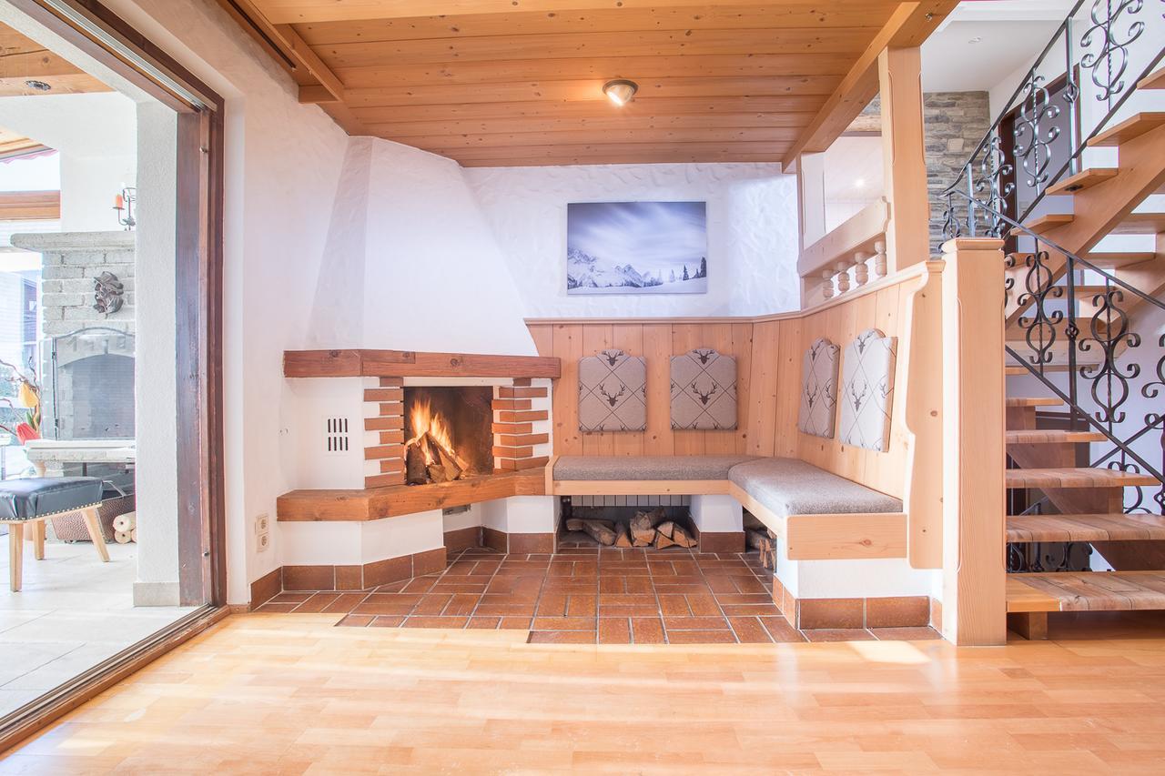 Chalet Holzerstubn Ehrwald Exteriör bild