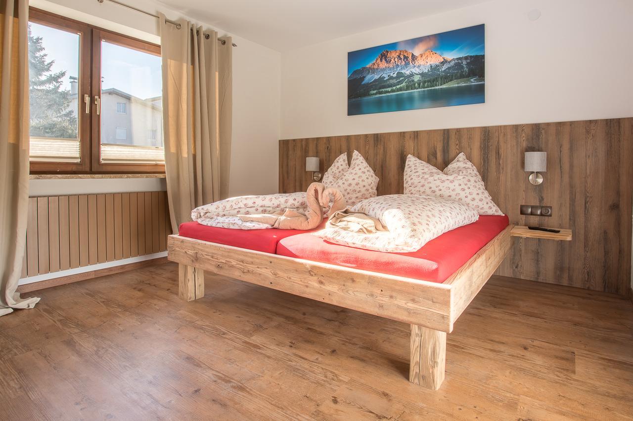 Chalet Holzerstubn Ehrwald Exteriör bild
